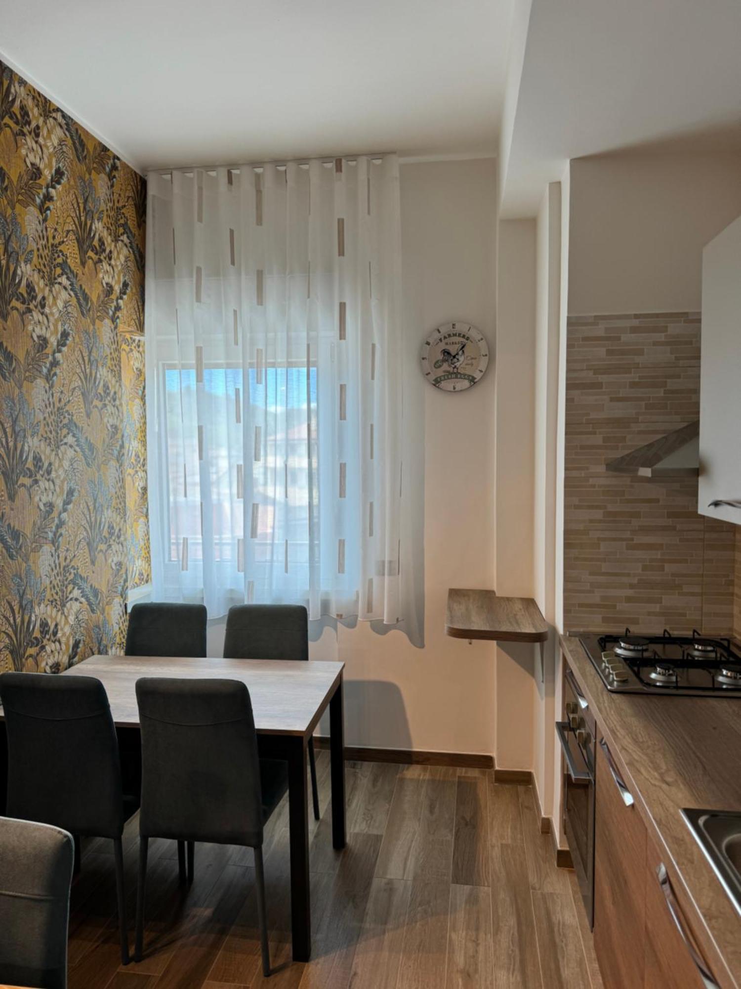 Domus Magna Grecia Hotel กาตันซาโร ภายนอก รูปภาพ