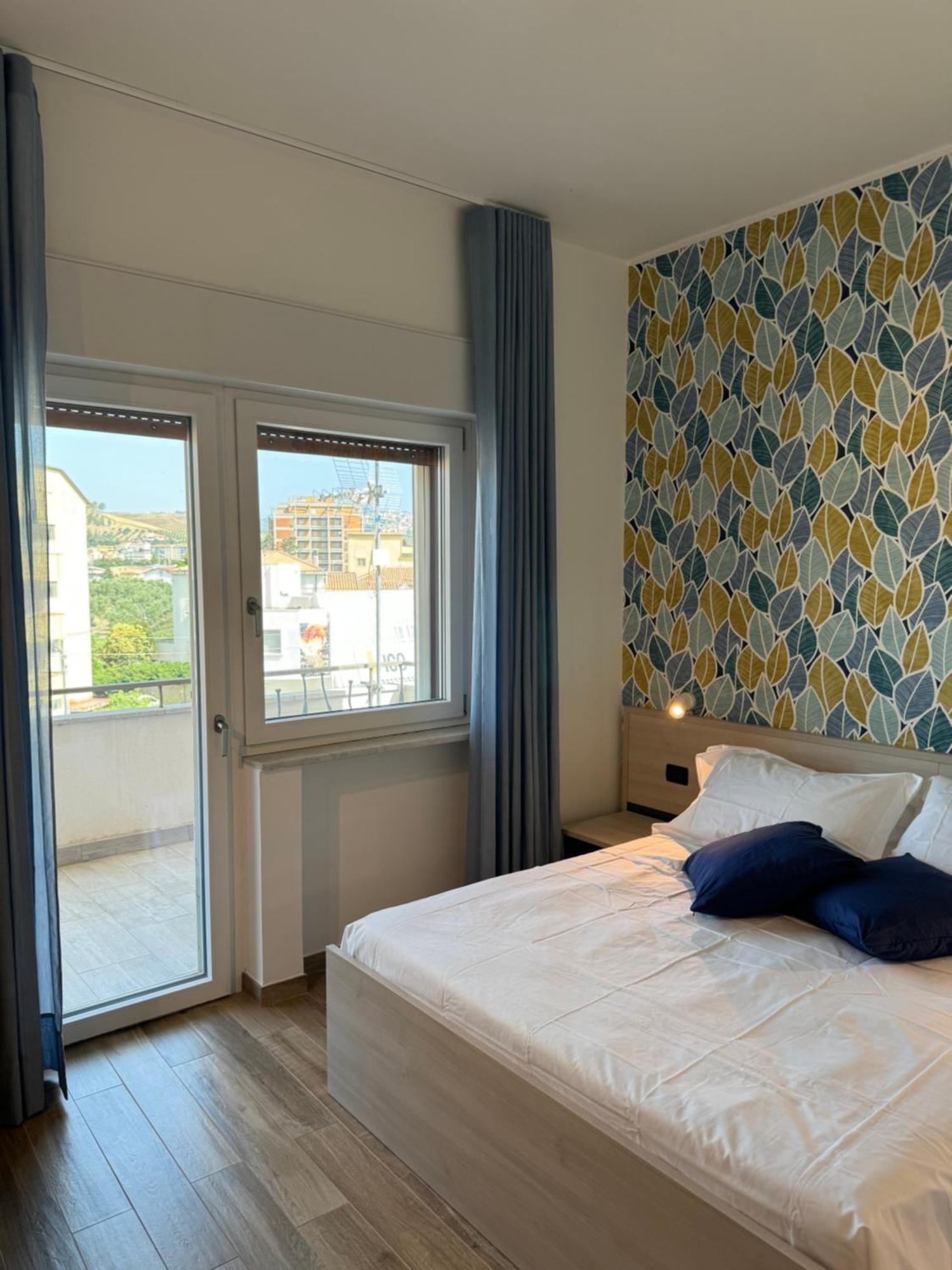 Domus Magna Grecia Hotel กาตันซาโร ภายนอก รูปภาพ